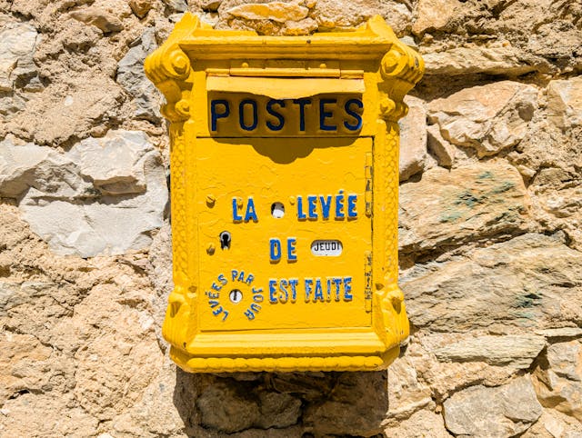 Courrier ?